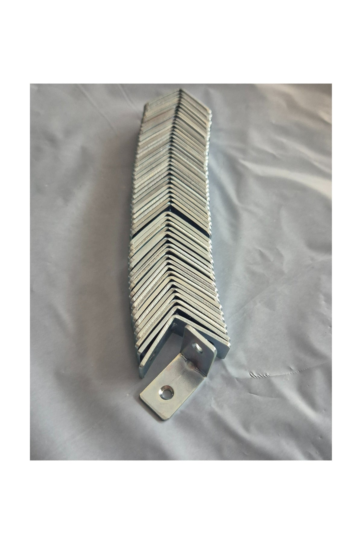 25x25x15 Mm Mobilya Eşya Dolap Deprem Sabitleyici Köşebent Bağlantı Aparatı L Demiri Gönye 50 Adet